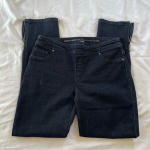 Chico’s Perfect Stretch Girlfriend Slim Leg Ankle Zipper Detail Dark Wash Jeans